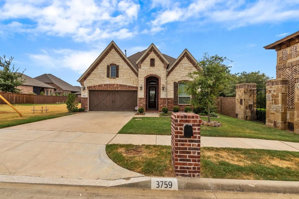 3759 Legends Path, Flower Mound
