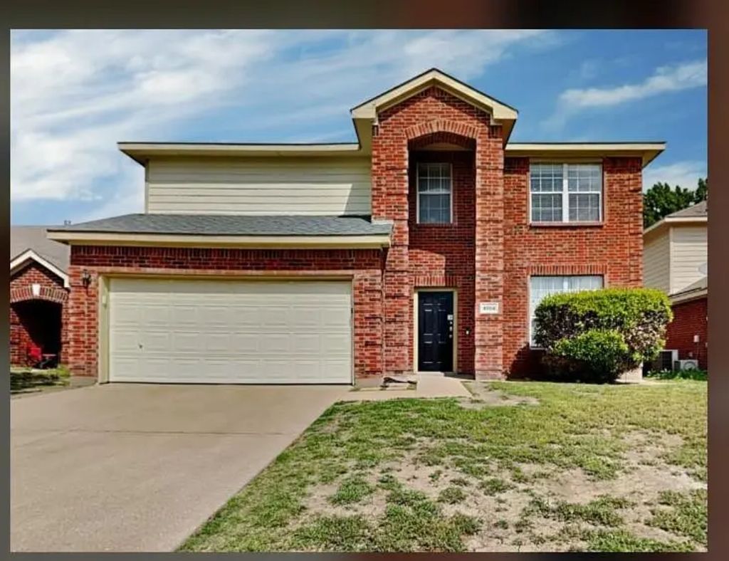 4904 Palm Ridge Drive, Fort Worth