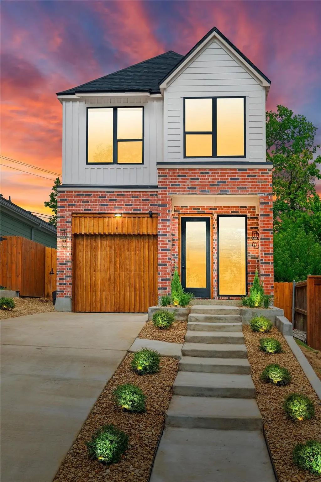 333 N Moore Street, Dallas