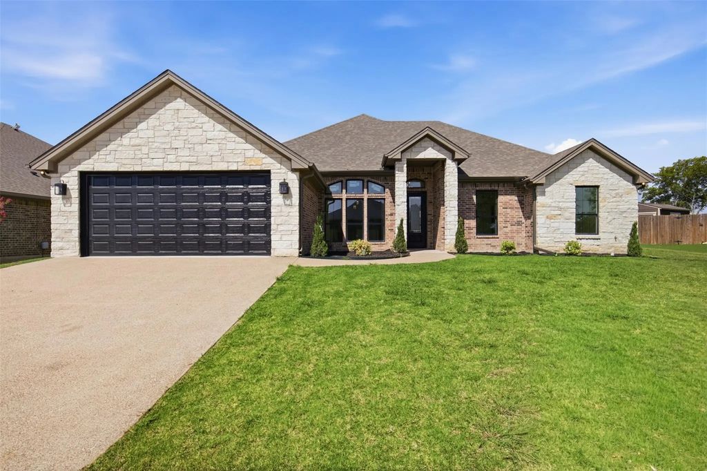 905 Cumberland Street, McGregor