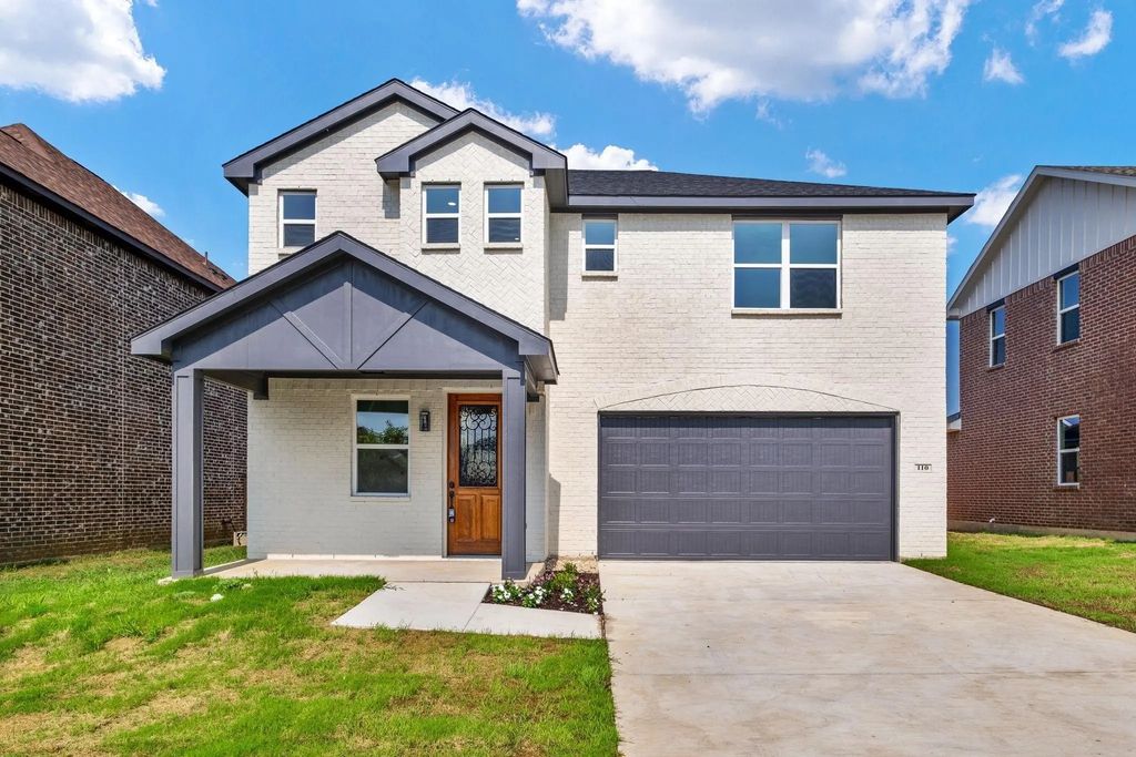 110 Brooks Drive, Terrell