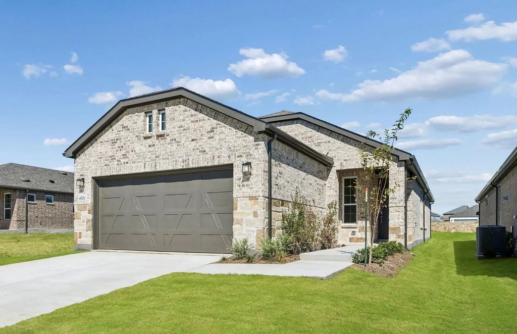 4501 Snead Street, Celina