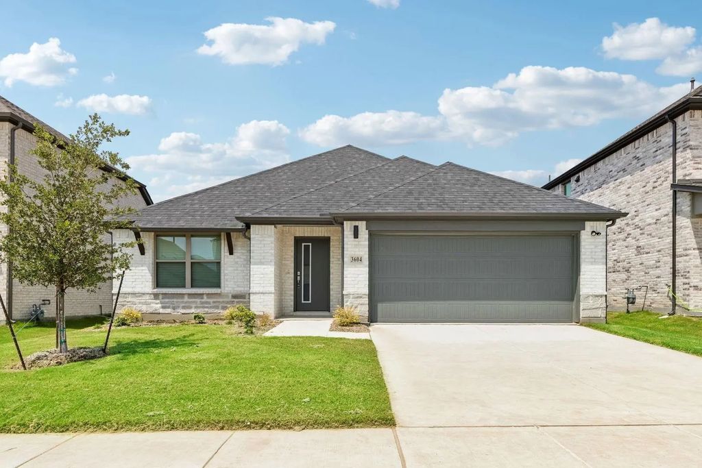 6636 Dusty Ridge Road, Fort Worth