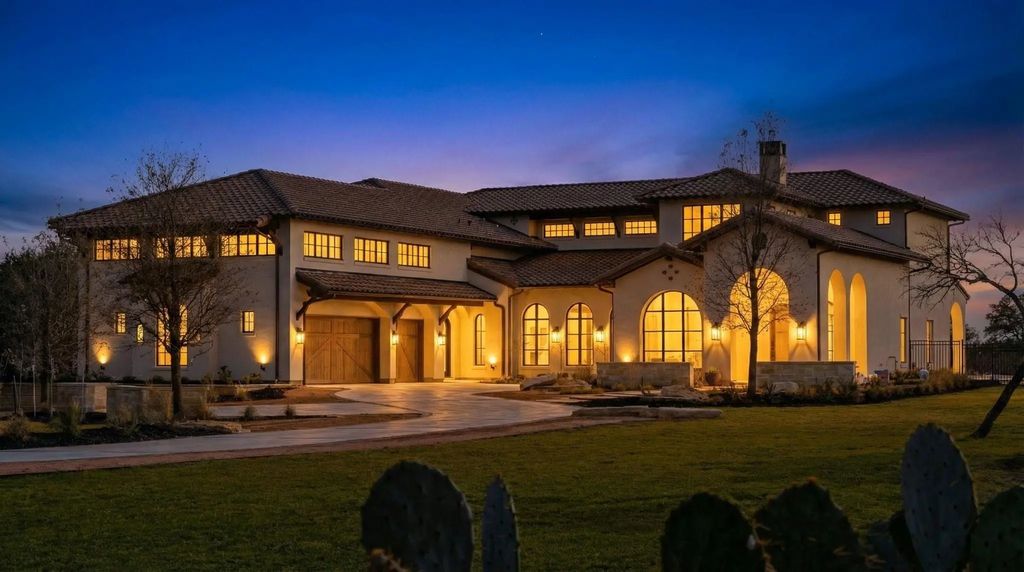 10717 Arrowhead Point Drive, Fort Worth