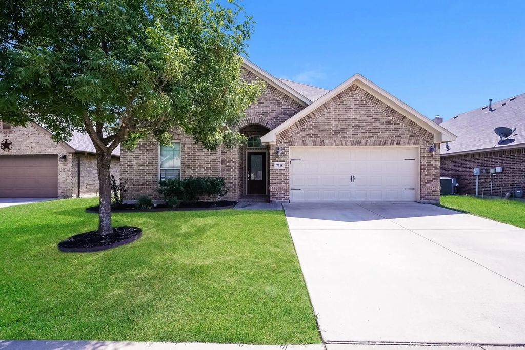 7428 Errandale Drive, Fort Worth