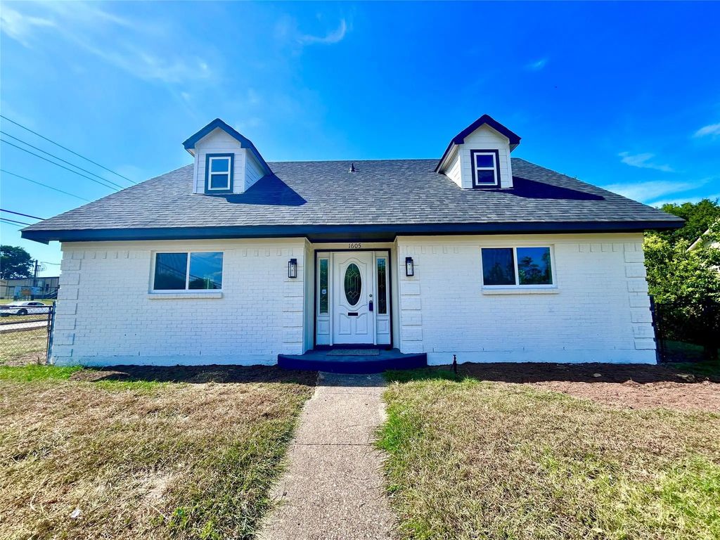 1605 Indian Summer Trail, Dallas