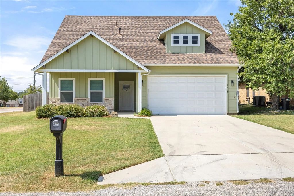 3805 Sage Court, Granbury