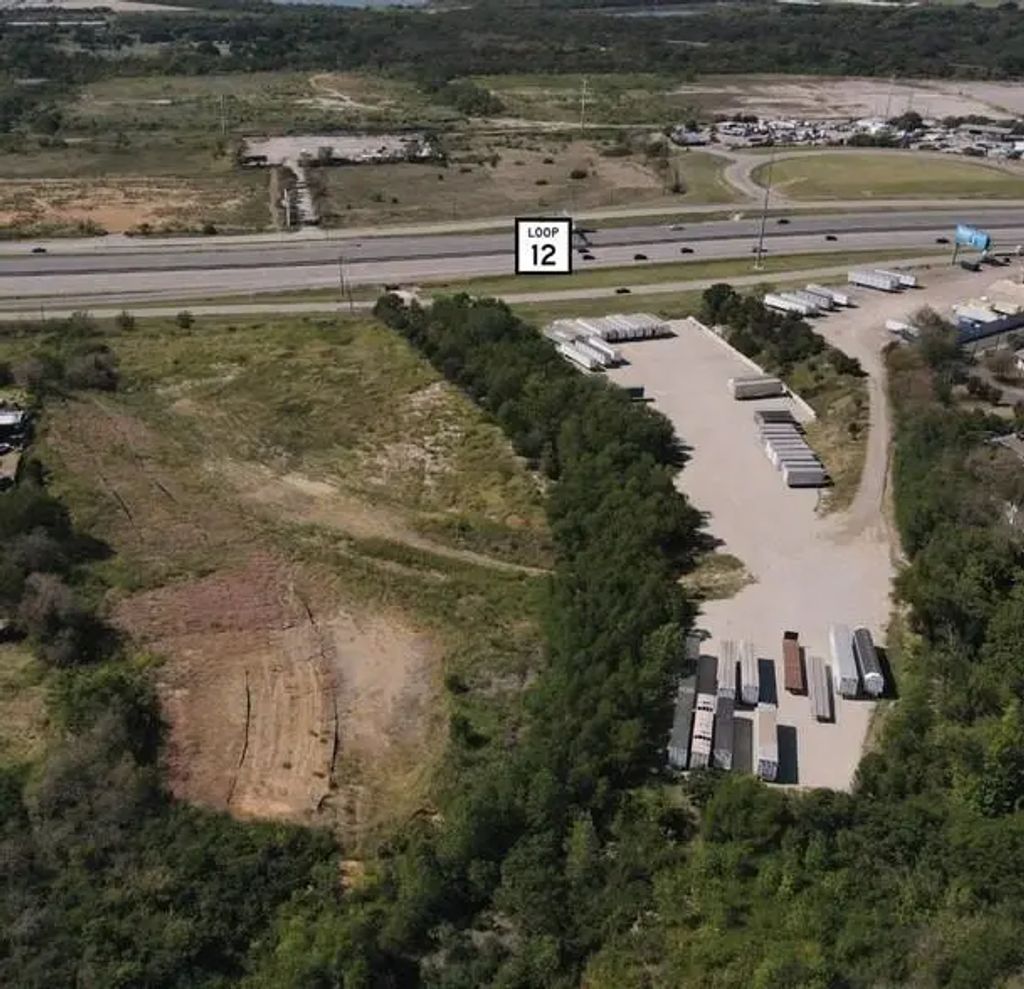 1200 N Walton Walker Boulevard, Dallas