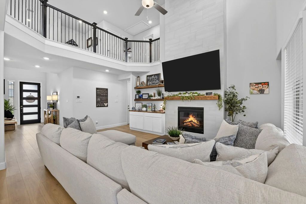 551 Wisteria Street, Lakewood Village