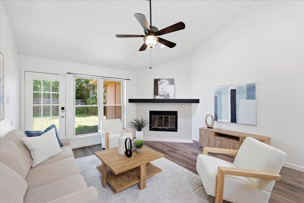 2309 Aquaduct Drive, Bedford