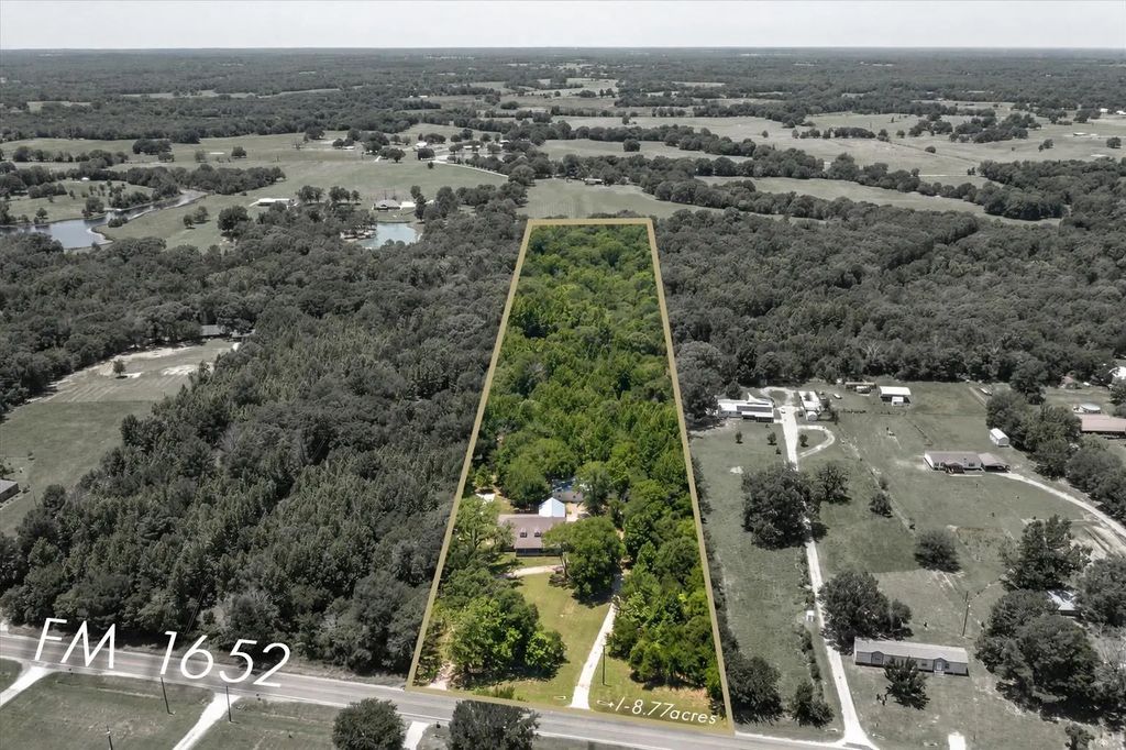 3374 Fm 1652, Grand Saline