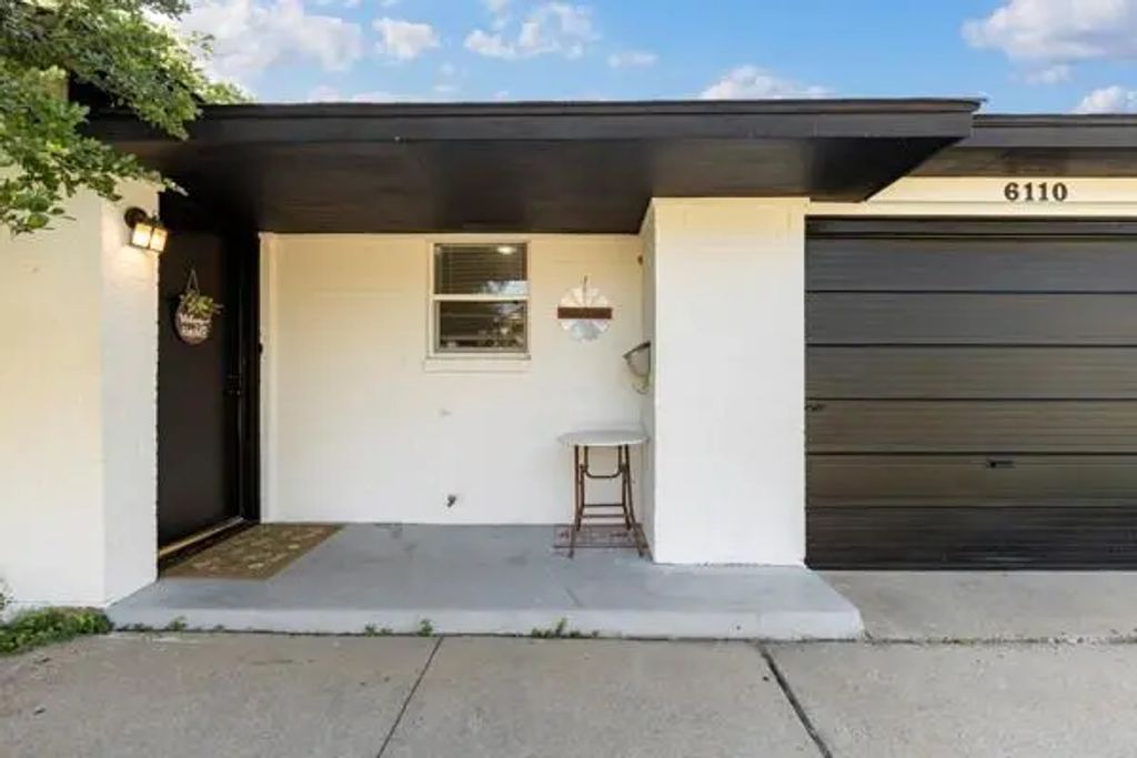 6110 Ivy Hill Road, Fort Worth