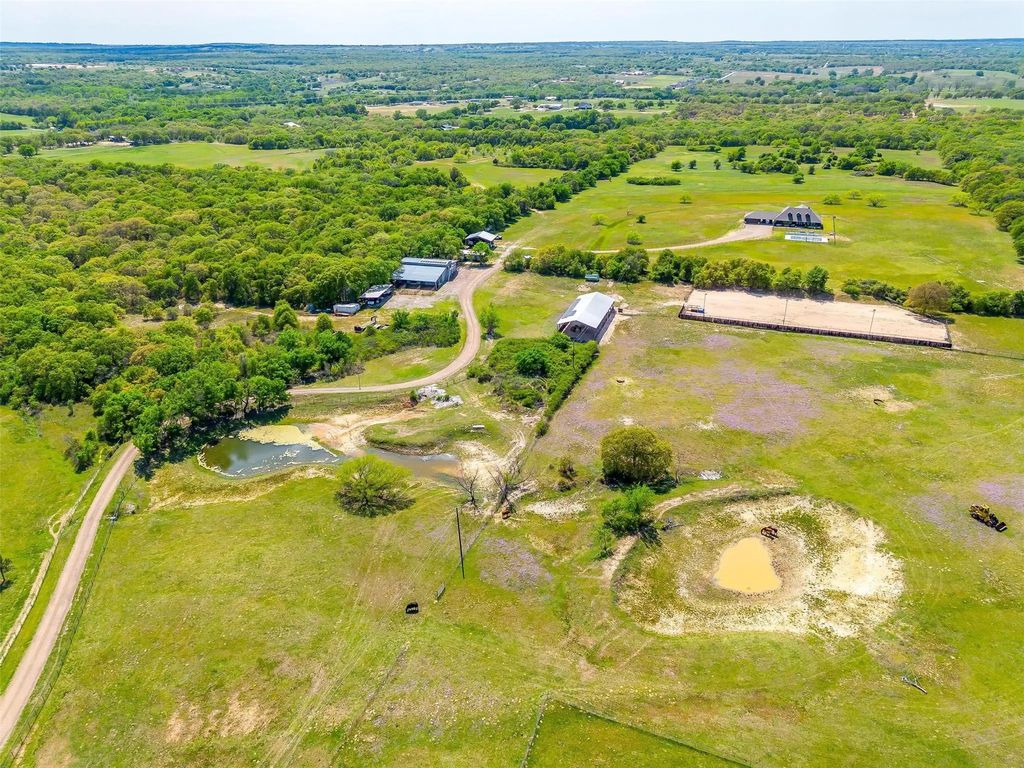 1460 Ross Lane, Springtown