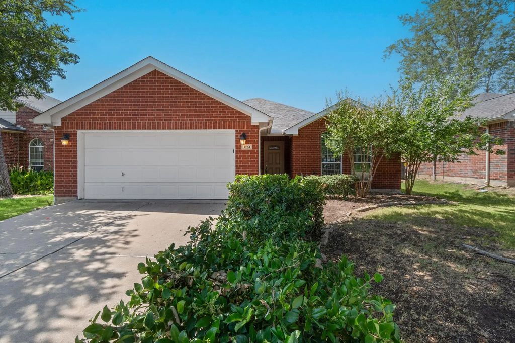 3704 Palm Drive, Fort Worth