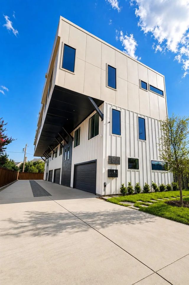 1311 Madrigal Parkway, Dallas