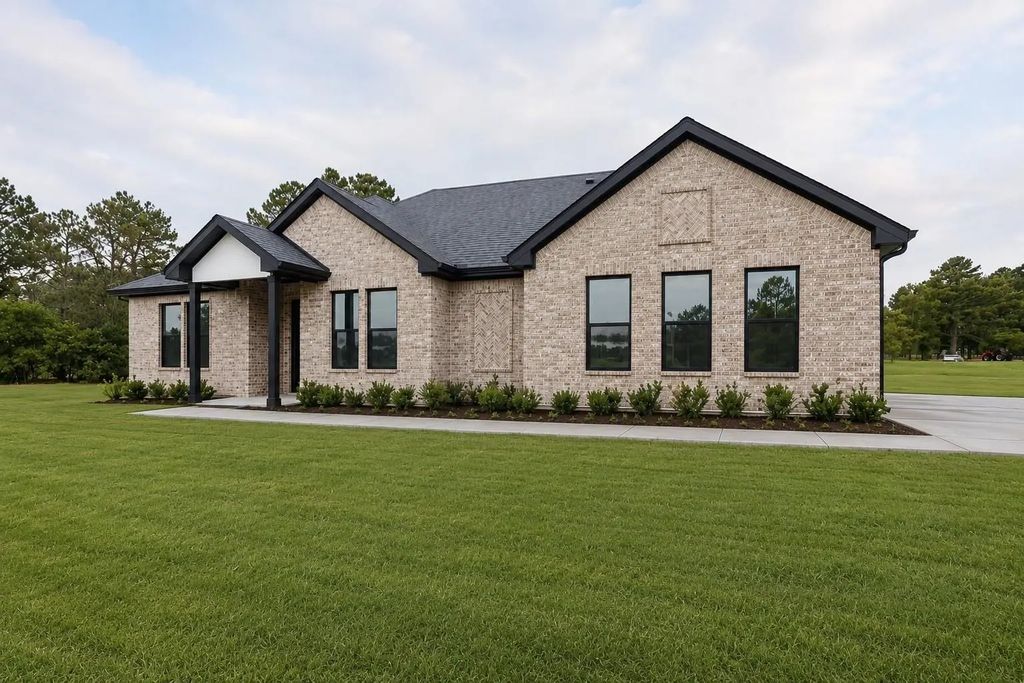 4737 Pine Ridge Court, Athens
