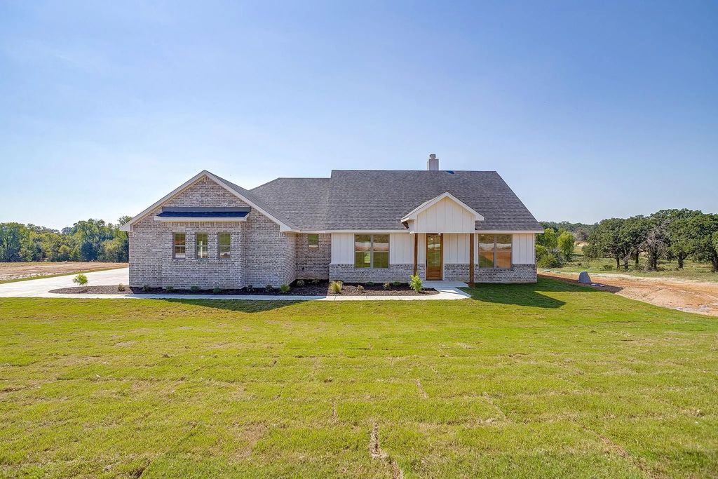 237 Kilkenny Road, Poolville