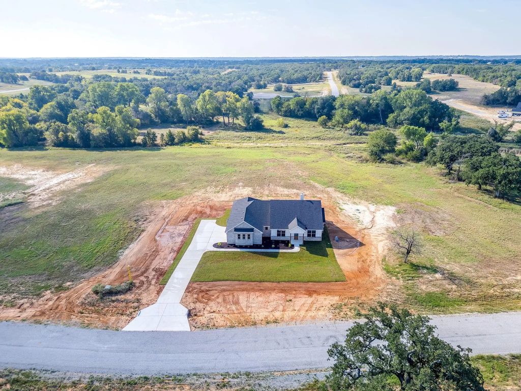 237 Kilkenny Road, Poolville