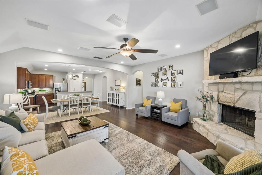 2784 Morning Song Drive, Little Elm