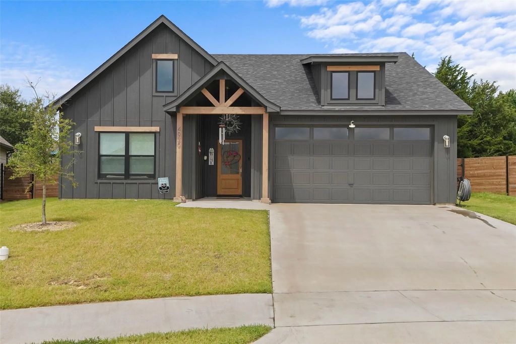 4930 Dry Creek Road, Sherman