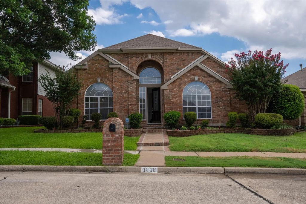 1806 Frosted Hill Drive, Carrollton