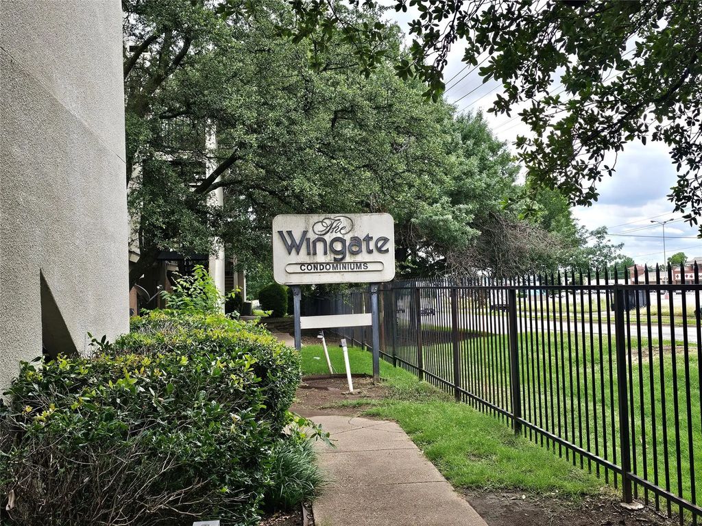 9605 Walnut Street 12103, Dallas