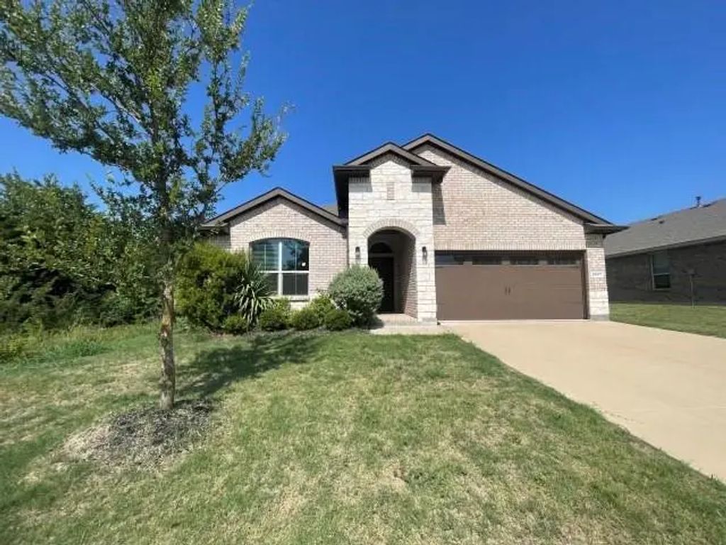 2607 Golden Bell Drive, Glenn Heights