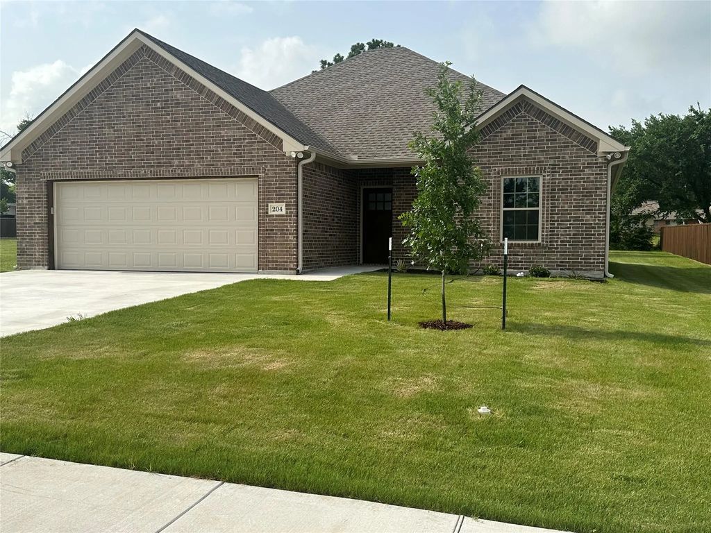 204 Ella Street, Whitesboro