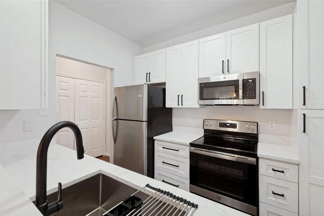 5701 Gaston Avenue 4, Dallas