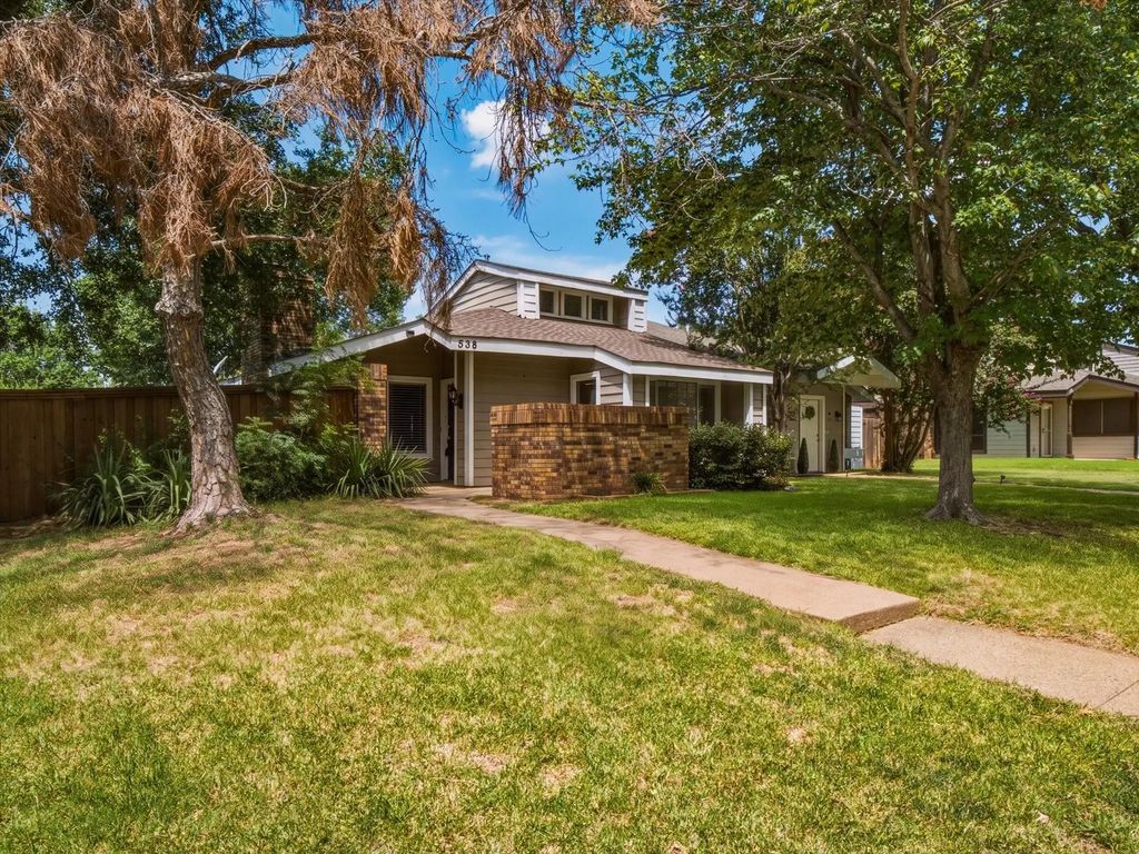 538 Harvest Hill Street, Lewisville