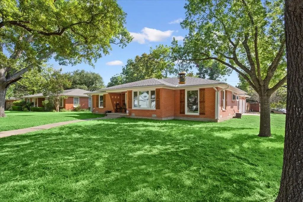1024 N 43rd Street, Waco