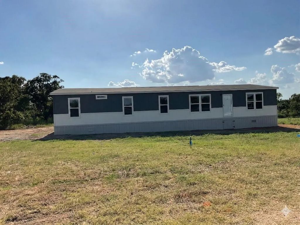 137 Firefly Drive, Springtown