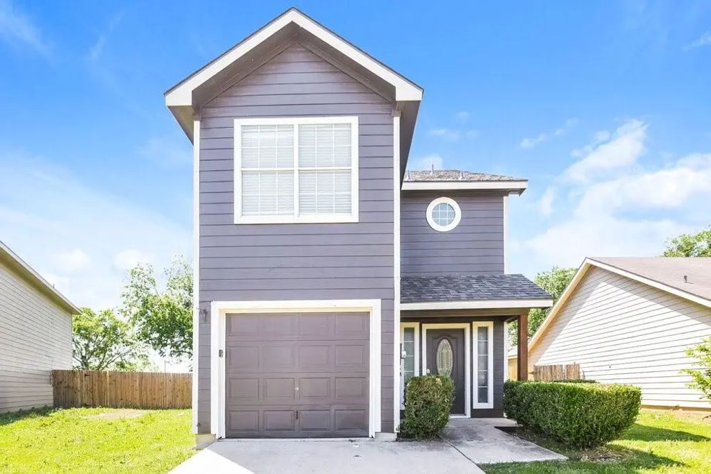 1528 Pine Lane, Fort Worth