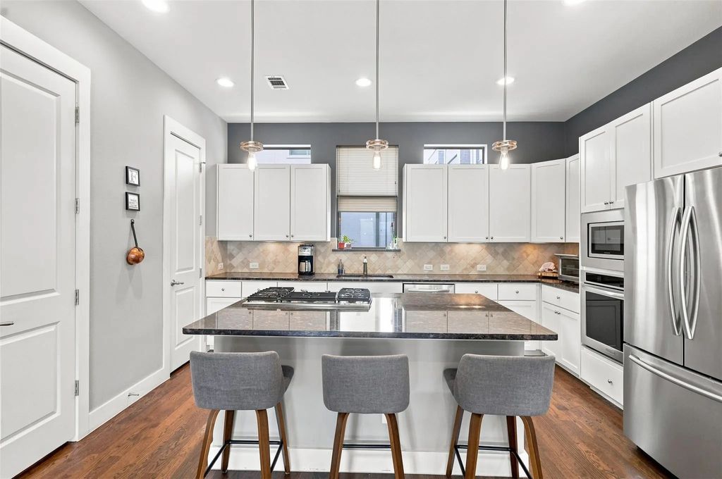 1114 S Adams Street, Fort Worth