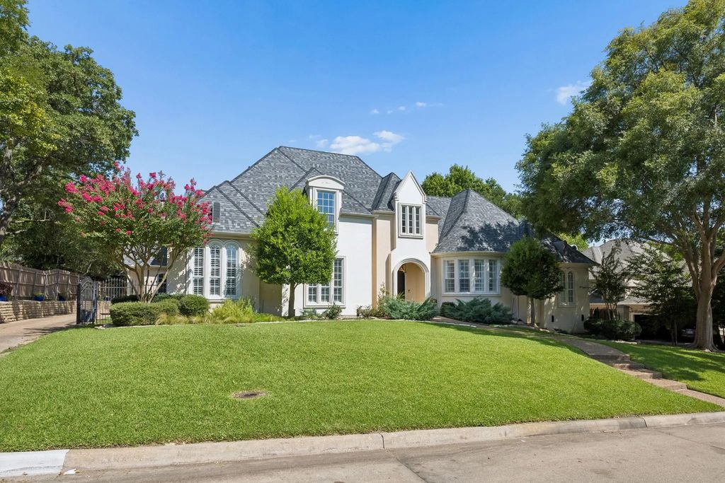 902 Independence Parkway, Southlake
