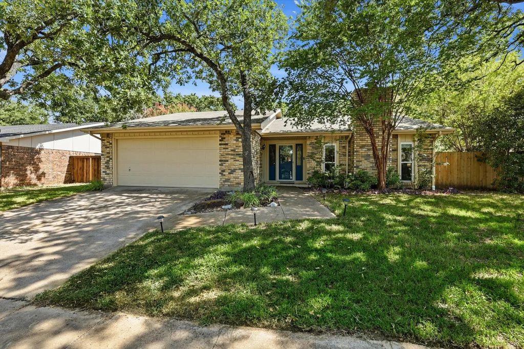 3800 Aspenwood Drive, Bedford