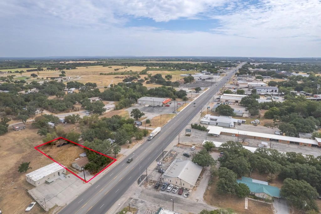 706 Early Boulevard, Early