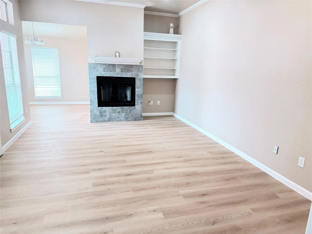 453 Strata Drive, Denton