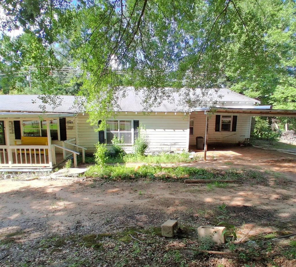 3200 Fm 1399, Linden