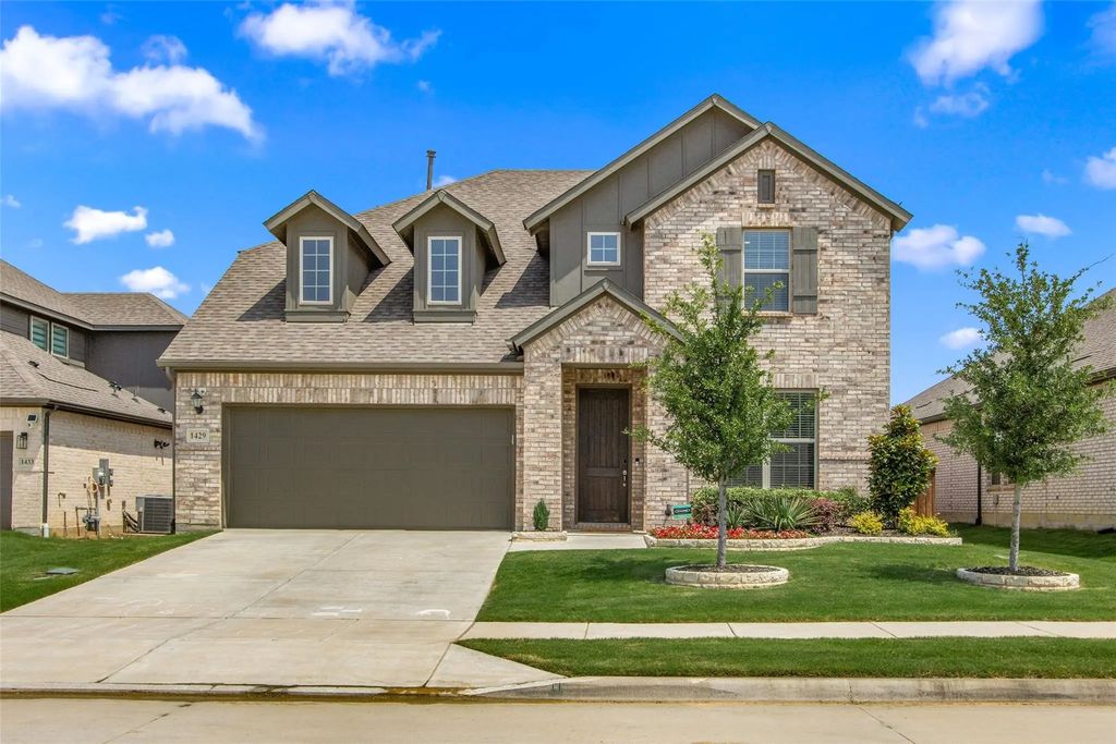1429 Ross Avenue, Celina