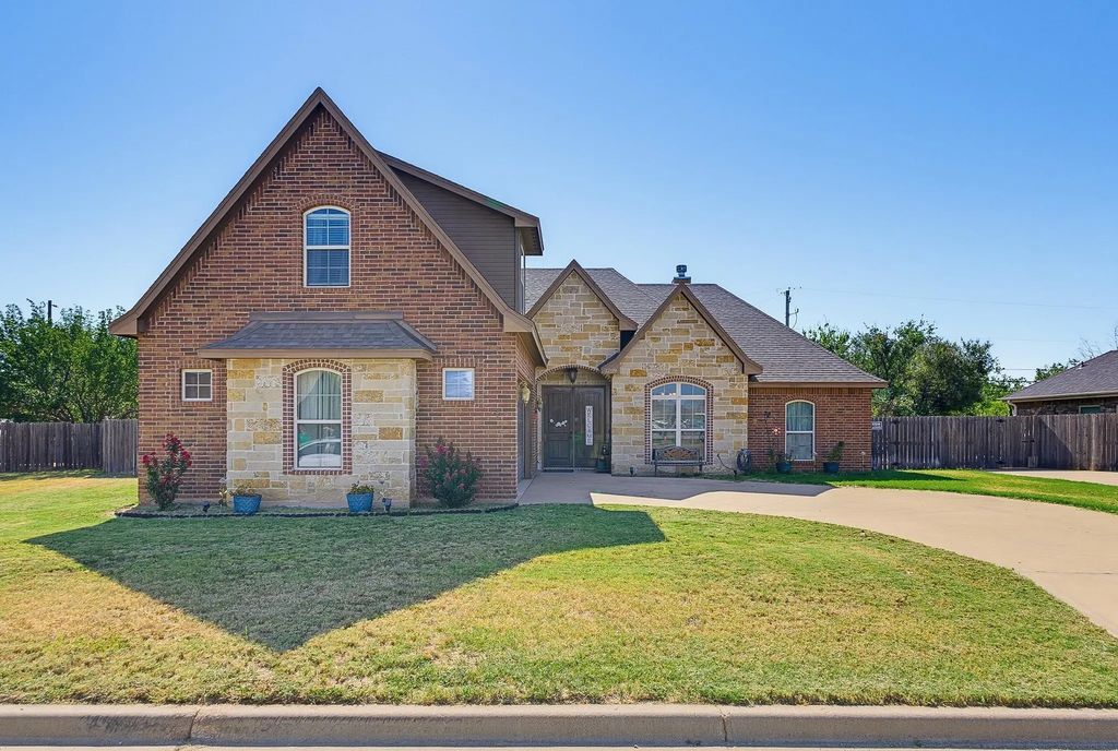 3709 Hill Country Drive, Abilene