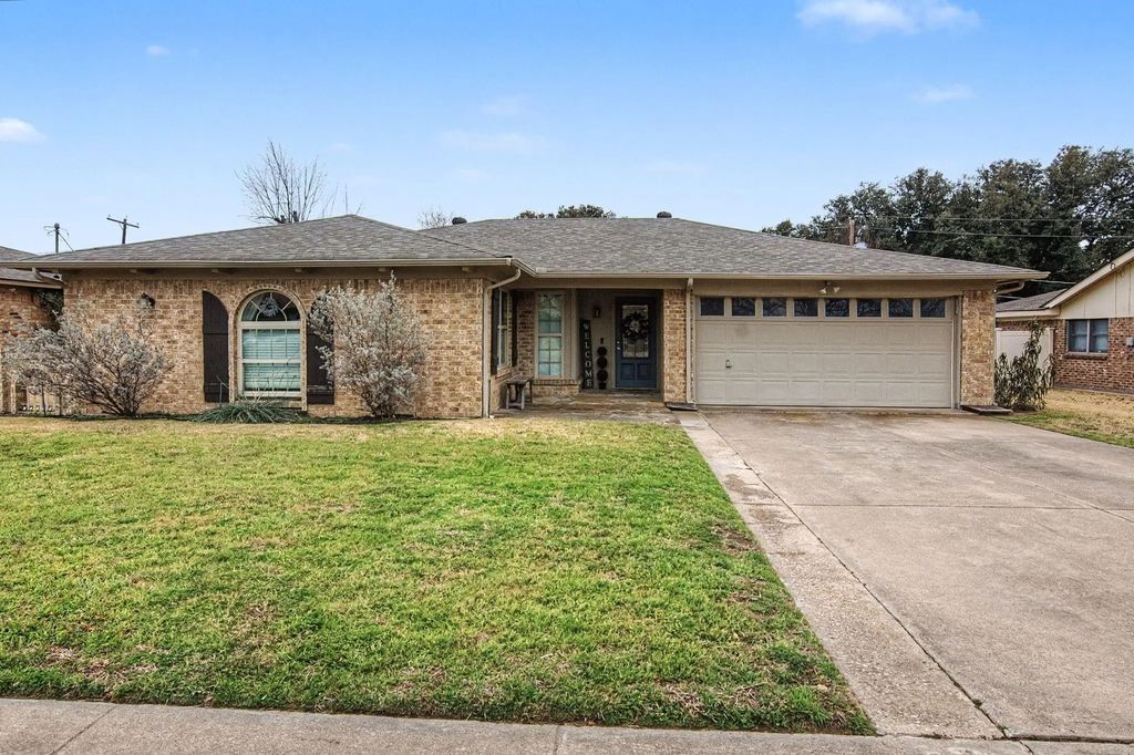 7532 Terry Drive, North Richland Hills