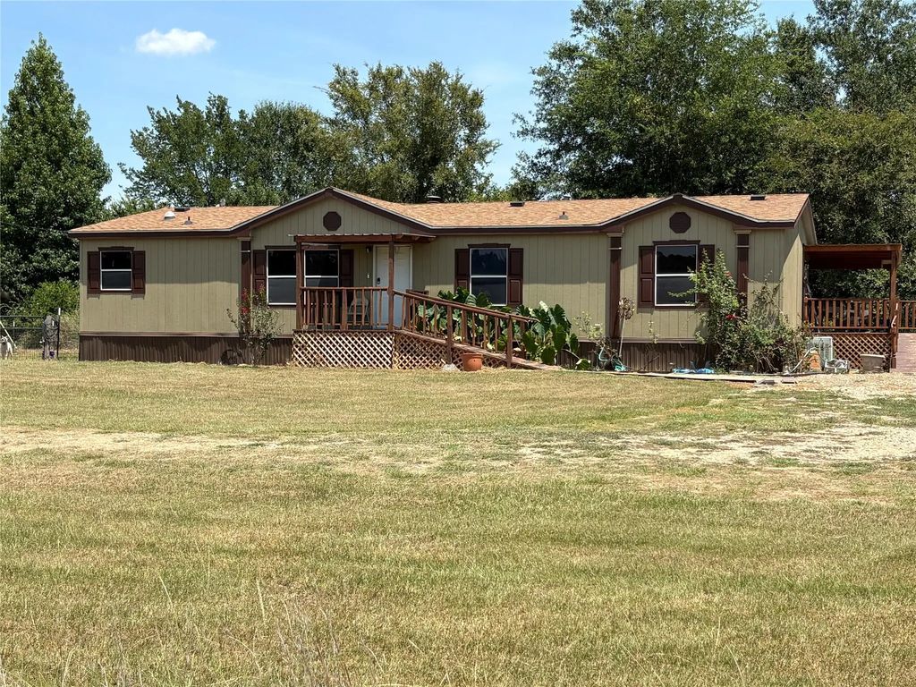 3056 County Road 2436, Sulphur Springs