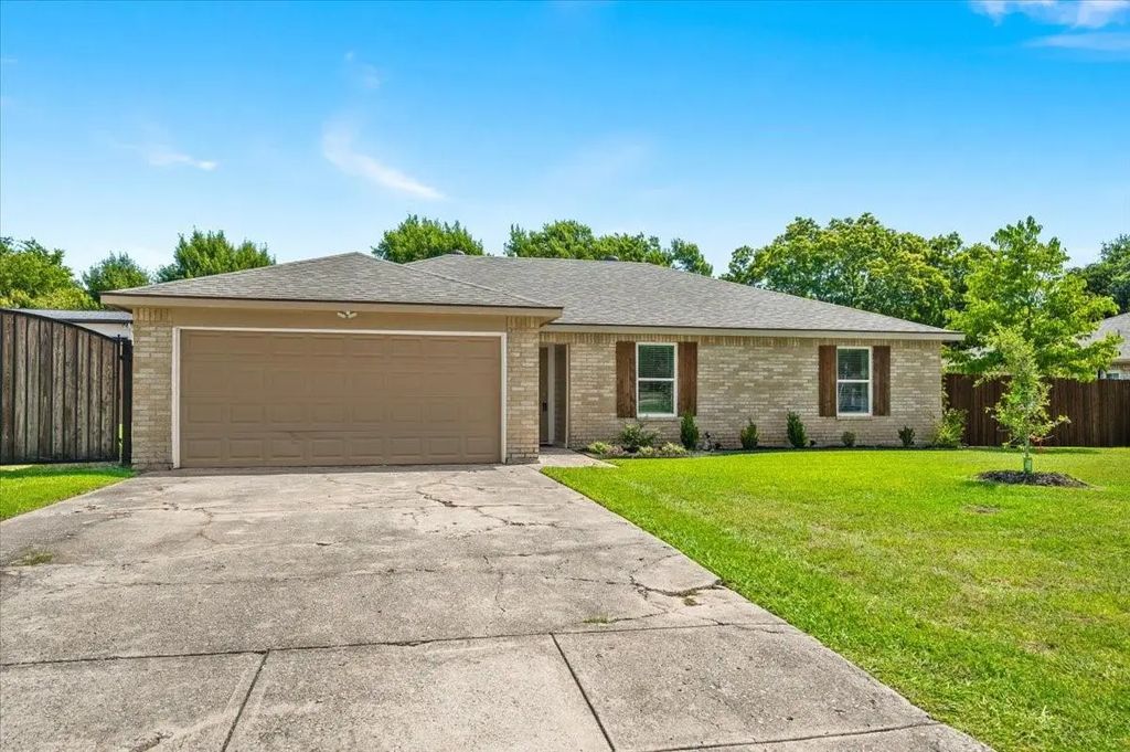7220 Windhaven Road, North Richland Hills