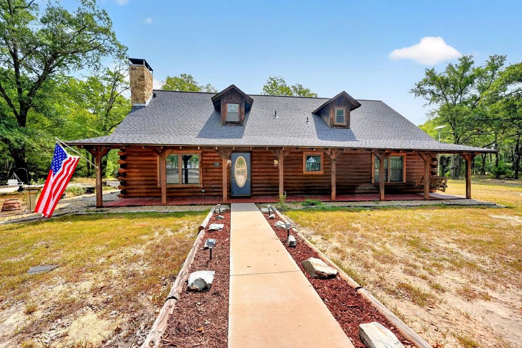7223 Fm 2101, Quinlan
