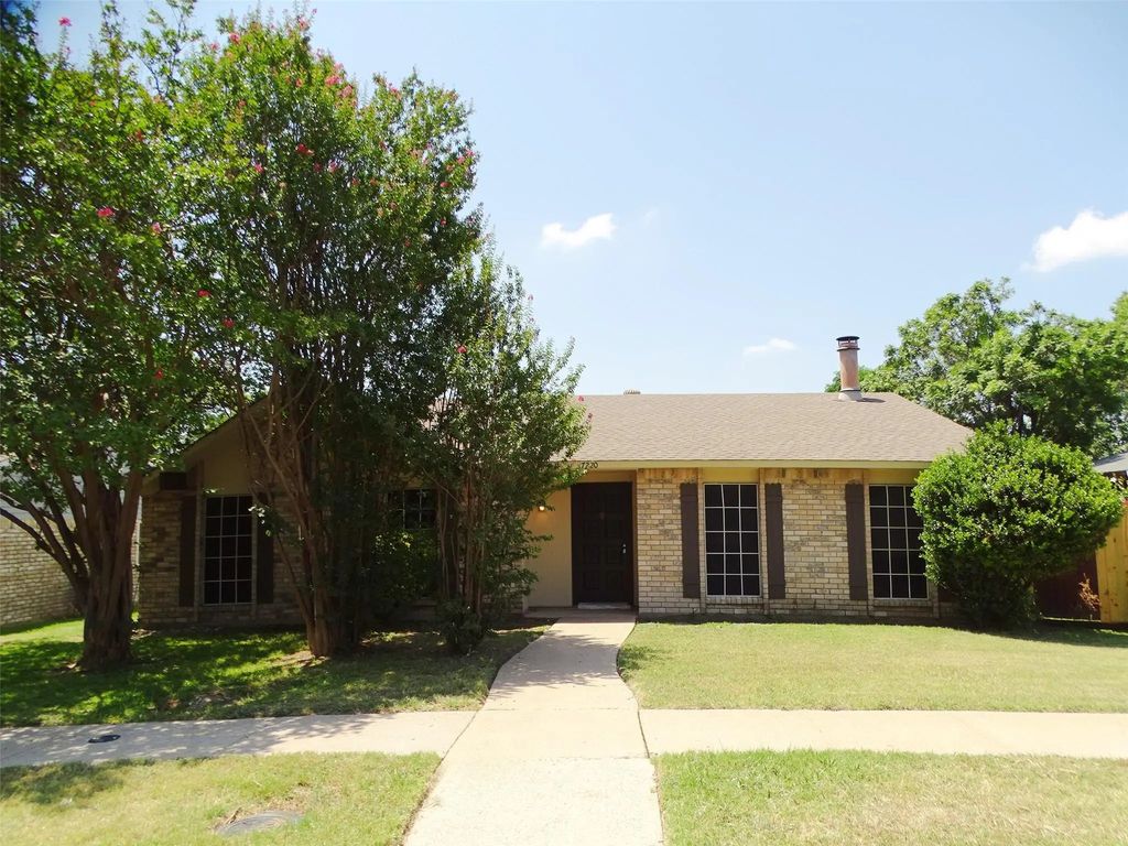 7220 Emory Oak Lane, Dallas