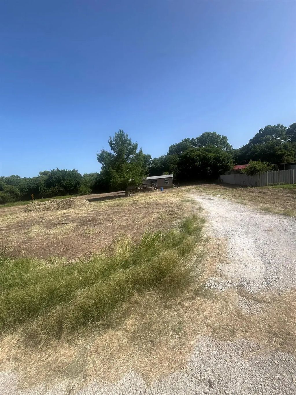 101 Brook Court, Springtown