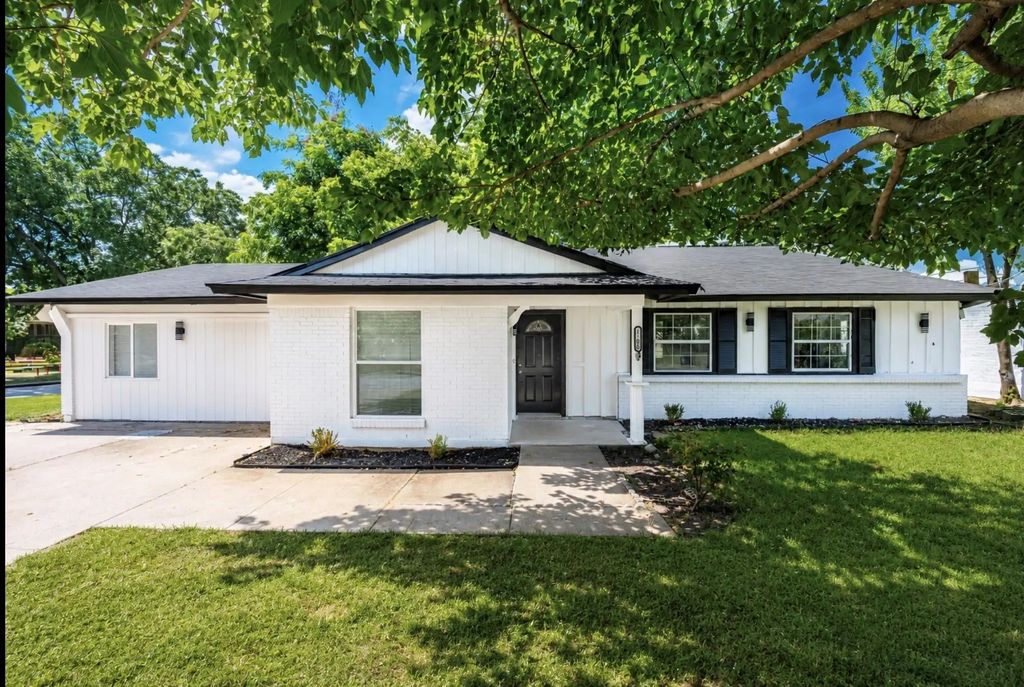 1208 Andrews Street, Arlington
