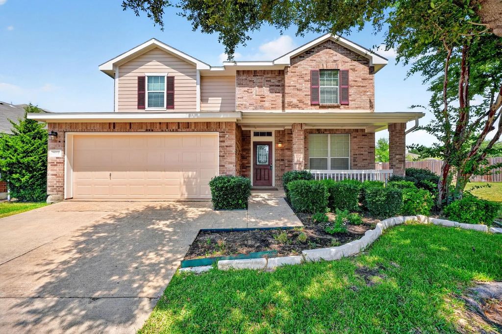 1016 Weeson Road, Forney