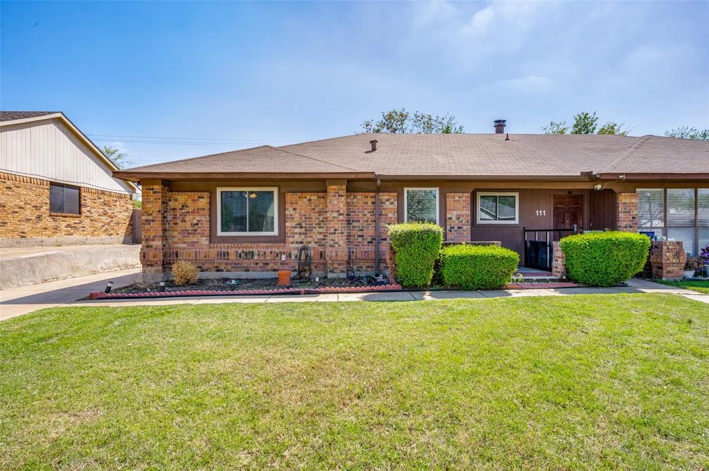 109 Hickory Springs Drive, Euless